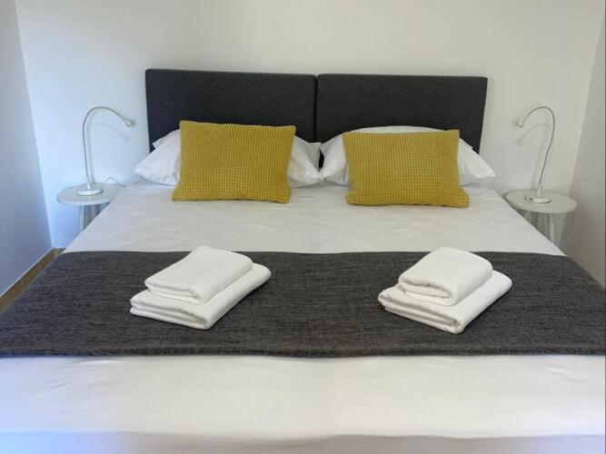 Belvilla Apartments In Holiday Resort Jezera Village, Island Murter تيسنو المظهر الخارجي الصورة